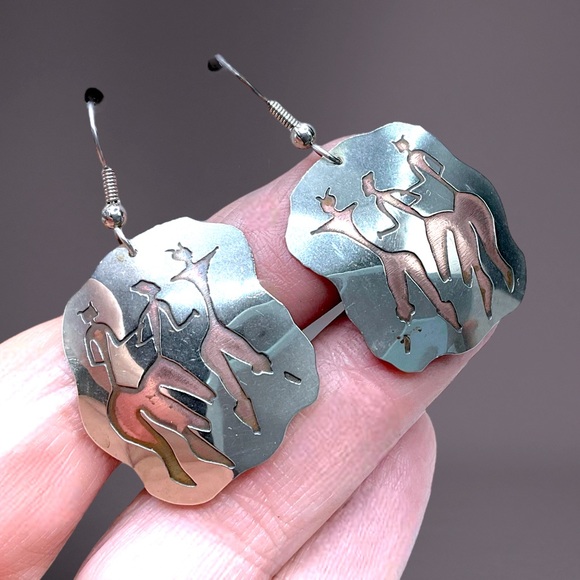 🌺Vintage Large Sterling & Copper Tribal Earrings - Picture 3 of 9